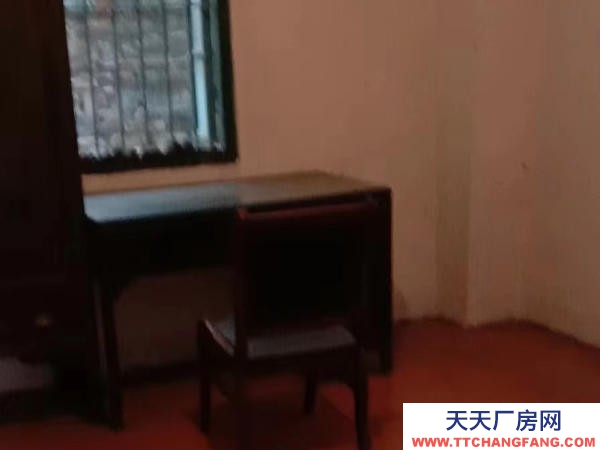 株洲市石峰區(qū)出租石峰區(qū)響石東路楊古老社區(qū)整棟帶院子