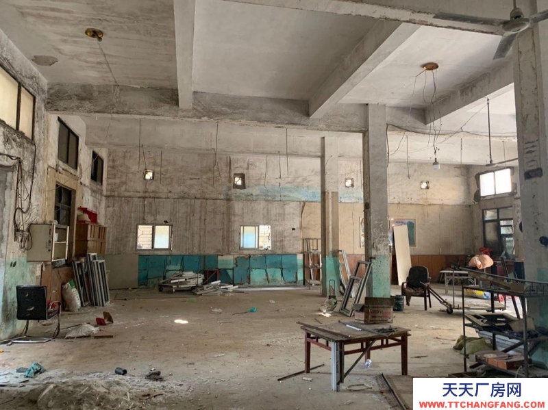 (出售)淮南八公山 原肥皂廠食堂，后面樓上