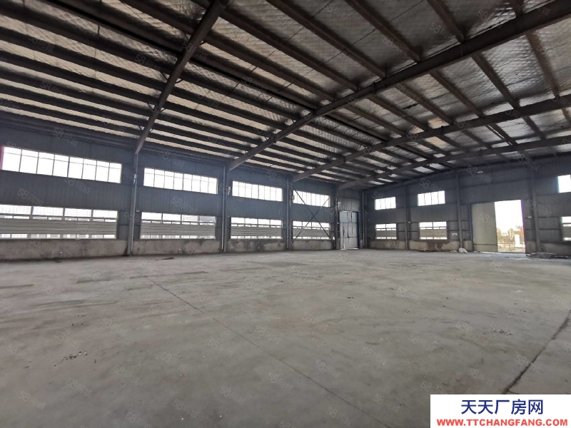 (出租) 安慶迎江純一層,層高9米,標(biāo)準(zhǔn)化廠房對(duì)外出租,兩千至四千不等