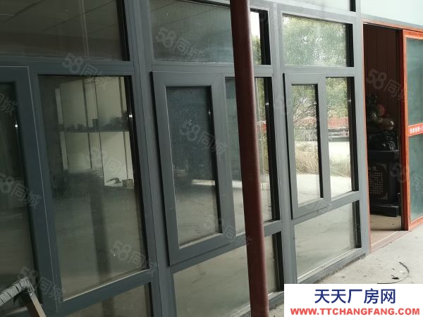益陽市赫山區梅林工業園廠區鋁合金門窗加工廠房倉庫帶設備轉讓出租