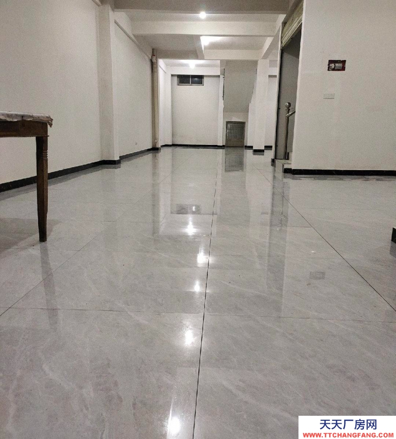 (出租) 安慶宿松本倉庫160平米，位于孚玉西路振興大道口往下30米