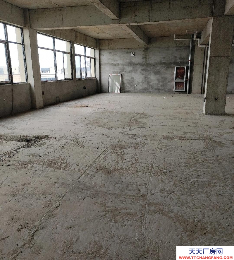 (出租) 安慶潛山義烏小商品產(chǎn)業(yè)園一到五層廠房倉庫電商