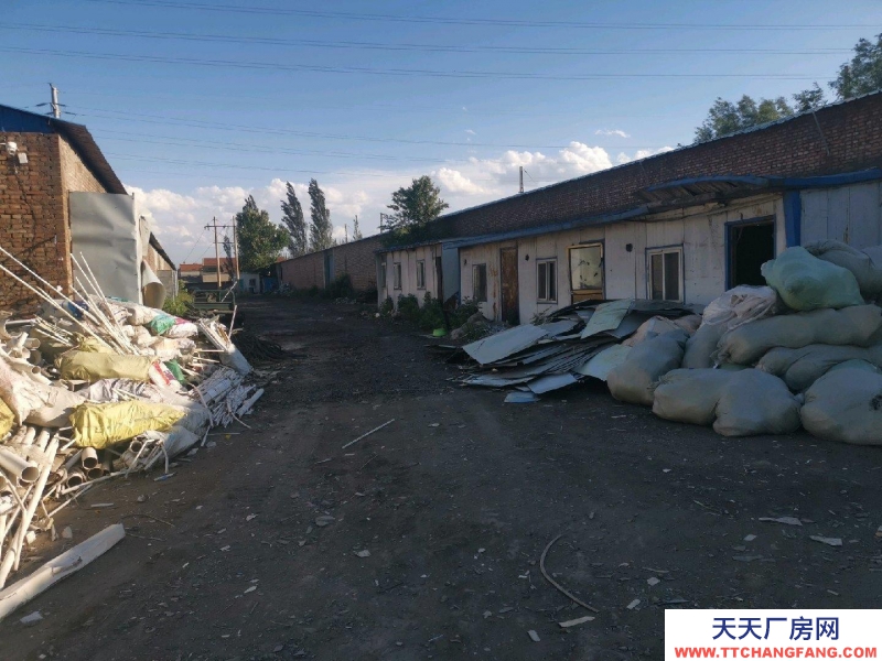 (出租) 大平米廠房出租，交通便利，停車方便，有看對的過來價錢面談