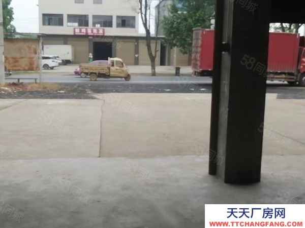 益陽市資陽區(qū)緊鄰319國道240平門面1000平帶圍墻場地出租