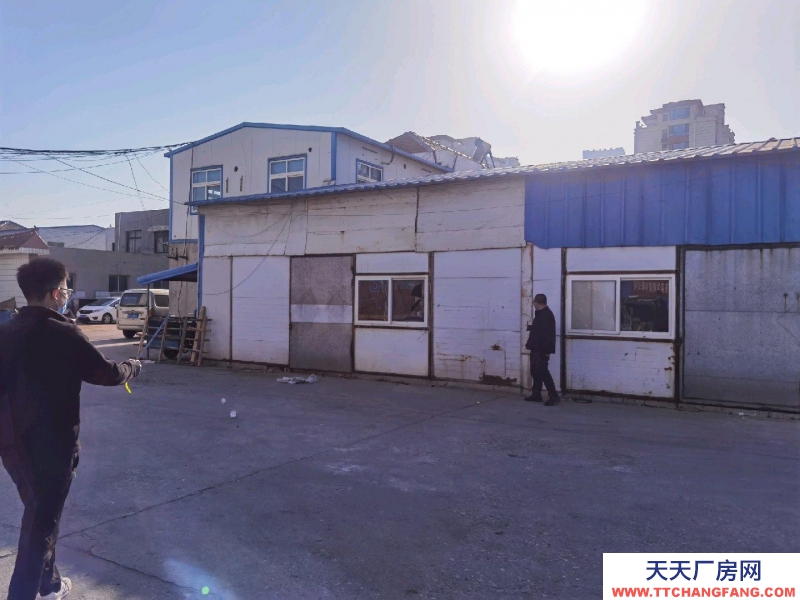 招遠院內有60～300平倉庫及廠房，另外有小型辦公室出租