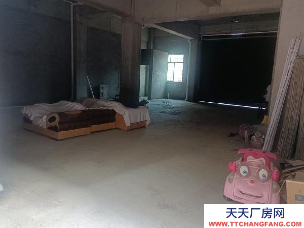 益陽(yáng)市資陽(yáng)區(qū)可單獨(dú)出租或整體出租!可進(jìn)貨車!設(shè)置有停車位!