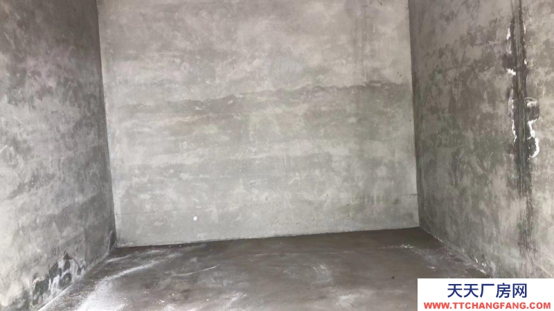 (出租) 獨立車庫兩間，可停車，可存貨，也可以簡單改造下住人