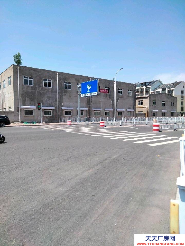 (出租)  天津河東距二號橋輕軌站300米，龍峰路上，位置好