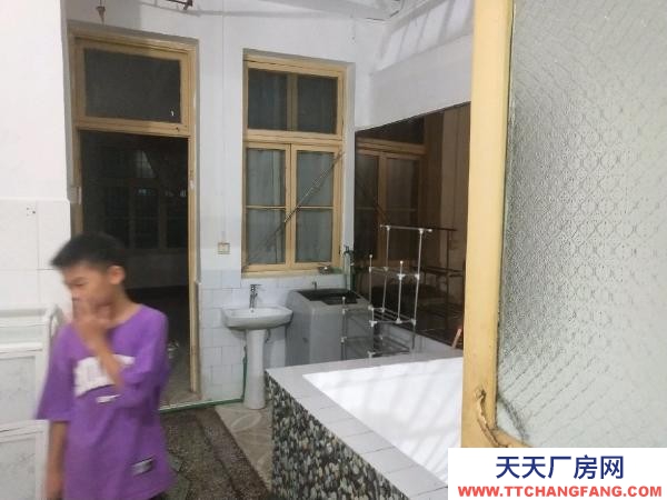 益陽市南縣區戲臺坪住房出租，一層二層均可出租
