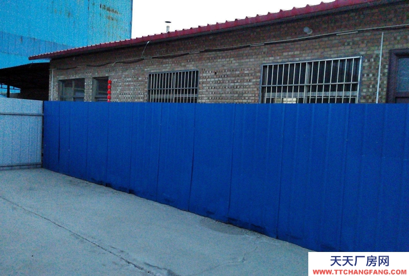 (出租) 全新場(chǎng)房,水、電、辦公和住宿與一體都有