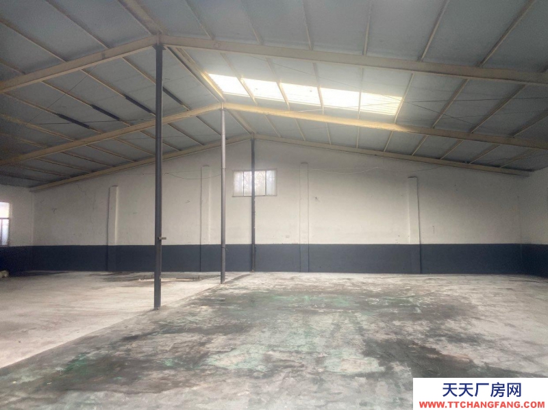 濰城交通方便，磚體墻，冬暖夏涼，空間寬敞明亮。