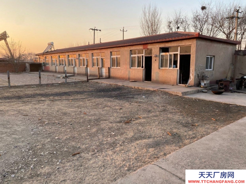 唐山 古治 機械加工廠，也可當其他或者倉庫使用，水電齊全面積12畝