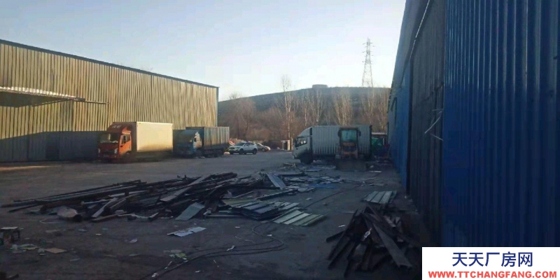 唐山 古治 庫(kù)房出租 長(zhǎng)24米 寬20米 高7米 榛子鎮(zhèn)高速路口南行