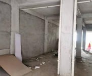 (出租)黃岡羅田 天寶花園小區大型倉庫招租，房東直租！