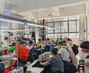 (出租) 黃岡浠水十月村望城崗廠房出租，原來做服裝的，2樓，有院子停車