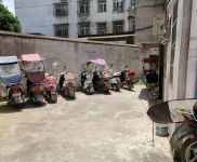 (出租) 黃岡浠水十月村望城崗廠房出租，原來做服裝的，2樓，有院子停車