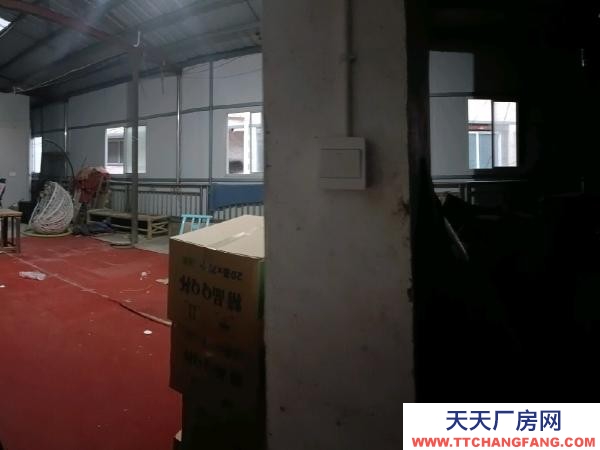 常德市漢壽縣二樓倉庫，附近交通方便，有廁所和簡易廚房，水電獨立