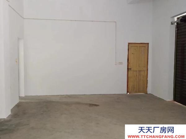 常德市桃源區內有廚房衛生間，水電齊全，三箱電，新裝修。適合工廠，倉庫。