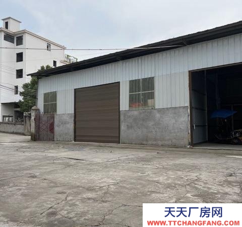 常德市桃源區采菱市場附近，交通便利，車可以開到院子里來