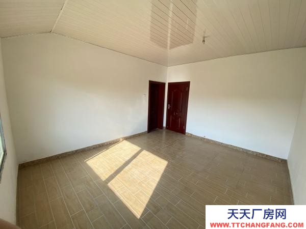 常德市桃源區交通便利，空間大，層高四米，儲存量大