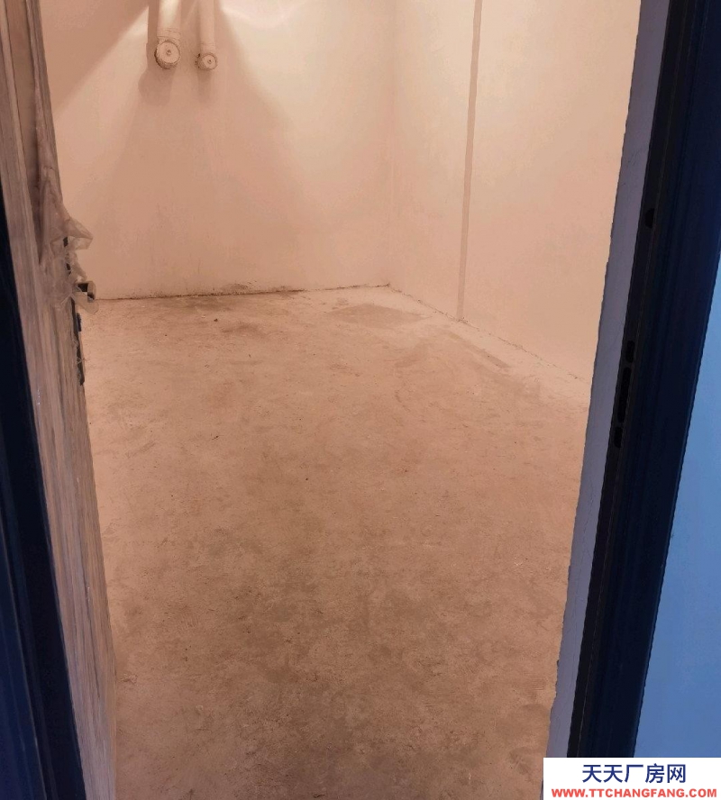 唐山 遷安 地下室面積大，干凈寬敞，下了電梯就到，存放東西方便。