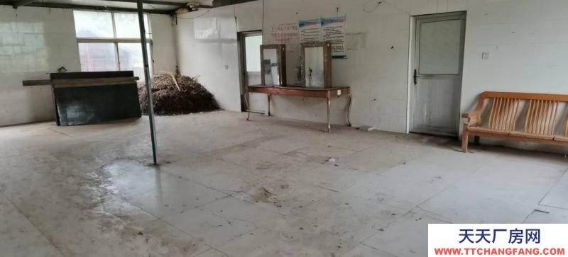 唐山 遷安  位置緊鄰南外環(huán)路，紅星美凱龍，燕鋼小區(qū)