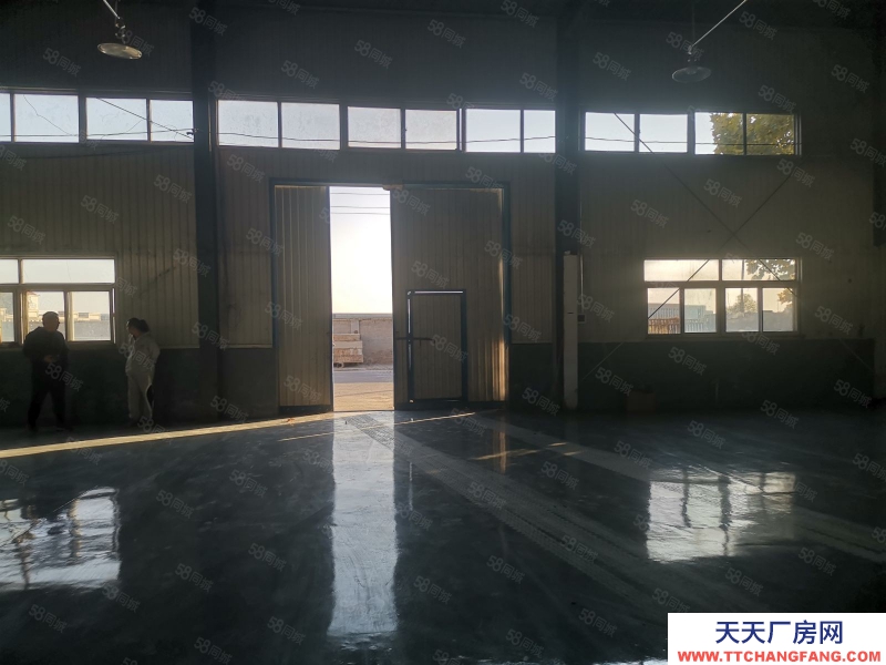 (出租)天津河西 1000平米倉庫帶院子，有辦公室?guī)l(wèi)生間，外環(huán)邊上中興路。