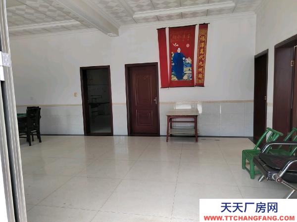 常德市石門縣 四間二層樓房，院子場(chǎng)地寬