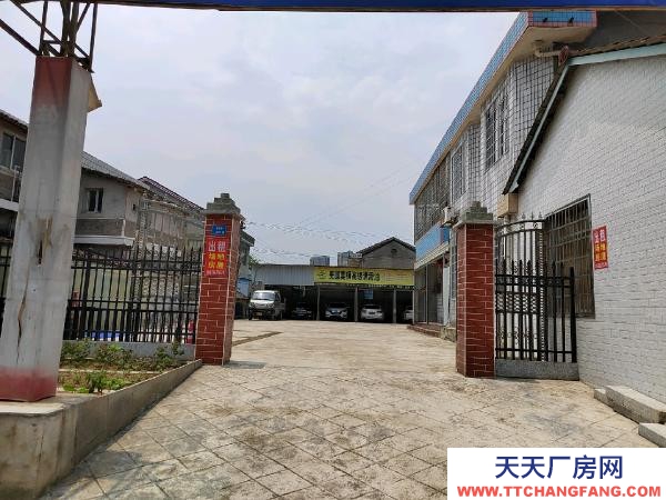 常德市石門縣 四間二層樓房，院子場地寬