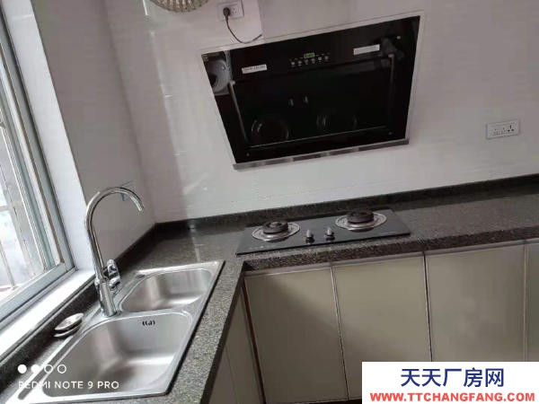 常德市安鄉(xiāng)區(qū)倉庫廠房出租配套設(shè)施齊全大通間4米高