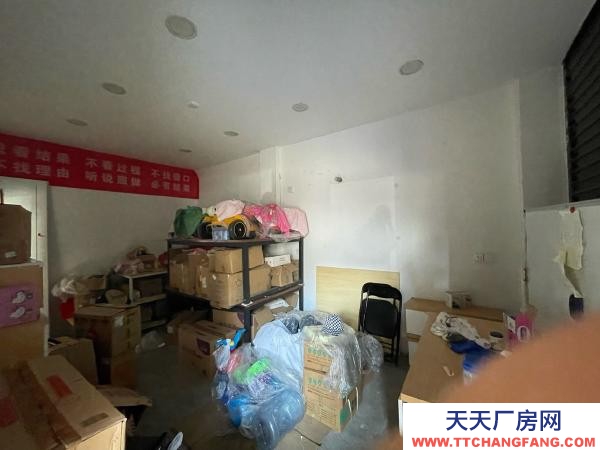 常德市津市區(qū)自建樓房四間寬敞門面