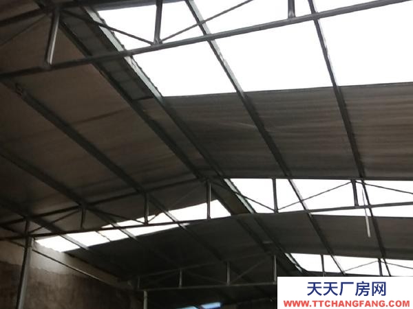 常德市臨澧區(qū)廠房可做倉庫也可以做制衣廠。