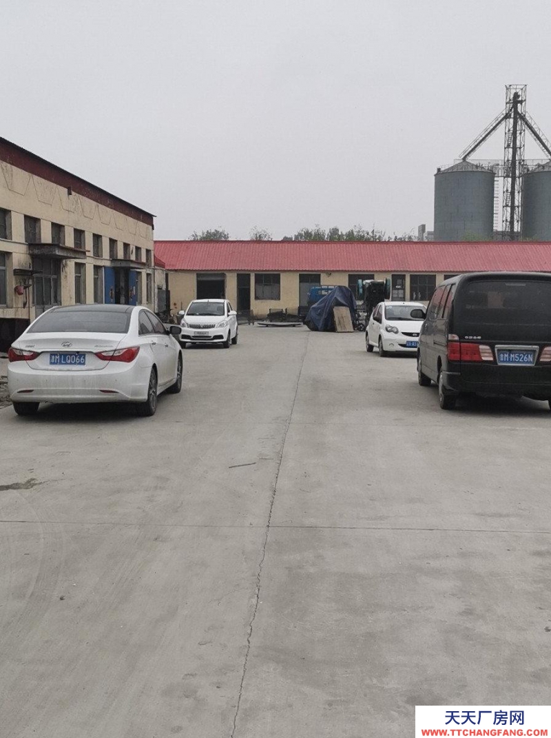 (出售) 天津寶坻八門城工業園區內占地八畝地，建筑面積1200平米，中介勿擾