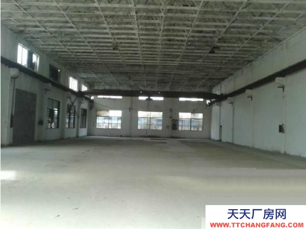 出租衡陽市石鼓區蒸湘北路君樾酒店下坡處倉庫