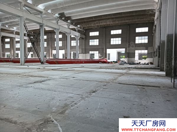 無(wú)錫宜興經(jīng)開(kāi)區(qū)2800平可分租1400平標(biāo)準(zhǔn)廠房倉(cāng)庫(kù)出租,有行車(chē)