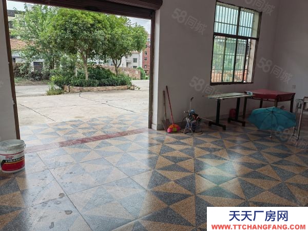 衡陽市蒸湘區(qū)呆鷹嶺鎮(zhèn)雞市新村竹園組工廠，可進13.5米車