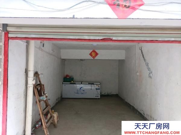 衡陽(yáng)市蒸湘區(qū)  衡陽(yáng)廣電中心旁20㎡車庫(kù)，平湖公園對(duì)面院子內(nèi)可停車