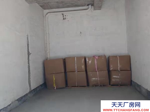 衡陽市衡陽縣 人流量多，適合做生意適合做倉庫，可以開小賣部。