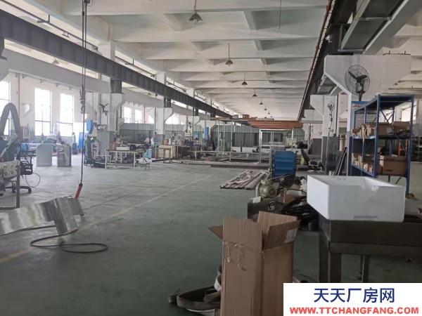 無錫濱湖胡埭1000平方標準廠房,有環氧地坪,有行車,近國道