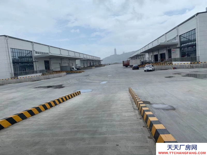 寧波北侖(出租) 北侖區(qū)新碶純一樓獨(dú)門獨(dú)院7000倉(cāng)庫(kù)出租，平庫(kù)，高10米以上