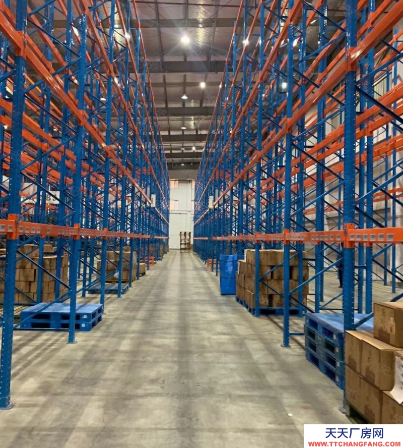 寧波北侖(出租) 梅山倉庫40畝雙邊月臺倉庫出租，外場地大，可以落集裝箱