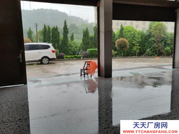 衡陽市常寧市 適合小型加工廠，也可做倉庫，屋前有水泥地坪，還有300平空坪