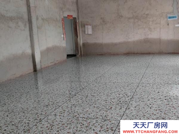 衡陽市常寧市 適合小型加工廠，也可做倉庫，屋前有水泥地坪，還有300平空坪