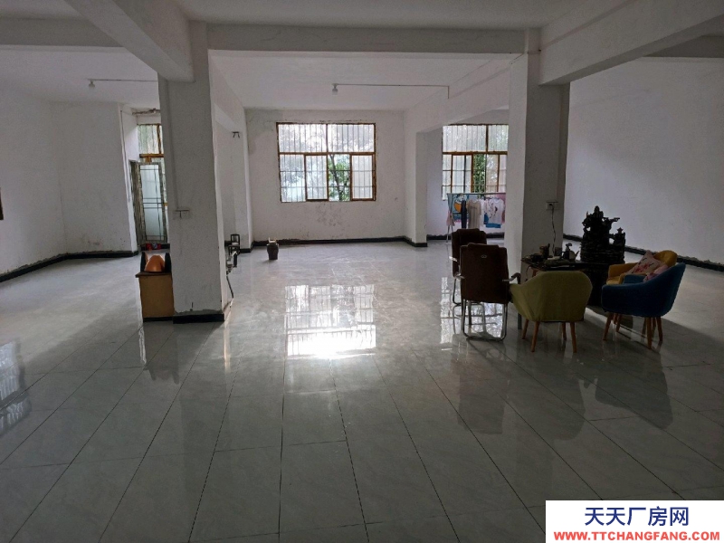 (出租)西安雁塔 有農村獨院出租，一層空院200平方，可做加工廠和倉庫用。