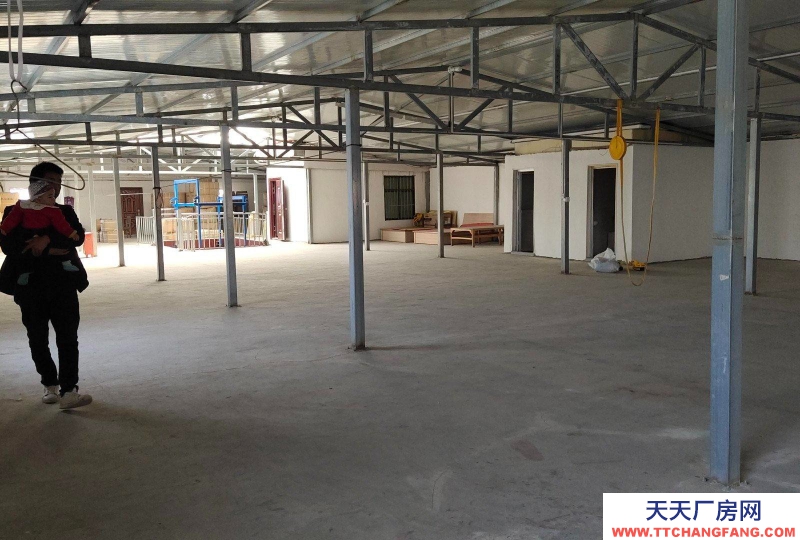 (出租)西安 雁塔600平 3W塊一年，有貨梯永不漲租