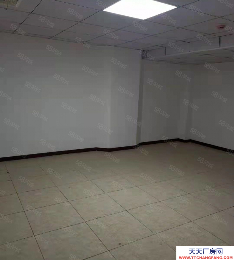 (出租)西安碑林 負一層互助路立交 640平可整租可分割，可做商鋪倉庫或辦公室