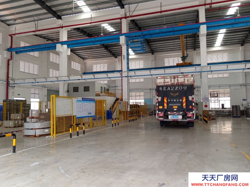 (出租) 中山東區張家邊12米高單一層,現成行吊,紅本重工業廠房,配套齊全