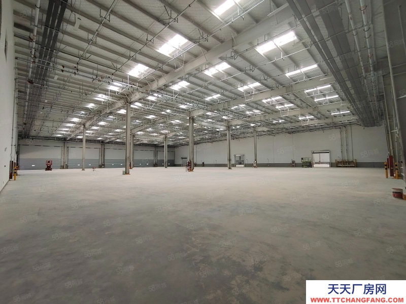 (出租)西安未央區(qū) 天章大道,草灘及高新有大面積單層廠房出租業(yè)態(tài)不限!