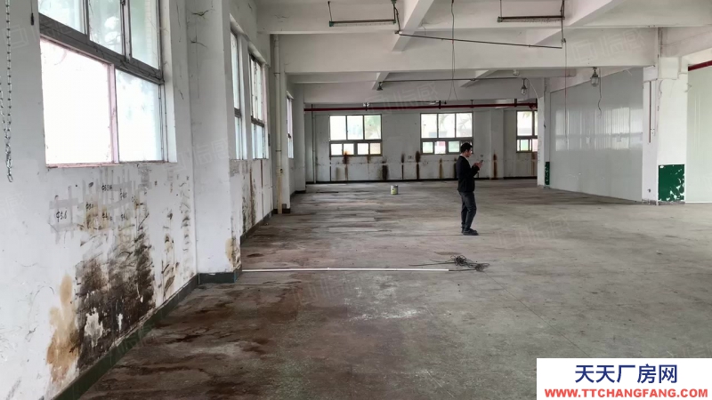 (出租) 中山三鄉標準廠房(1050平方樓上)現成裝修辦公室有地坪漆