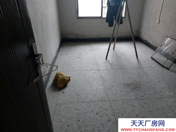 衡陽市常寧市 交通方便，可進出大車裝卸貨物，